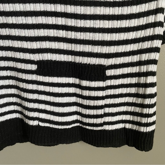 Eileen Fisher Top PS / PP - Picture 3 of 5